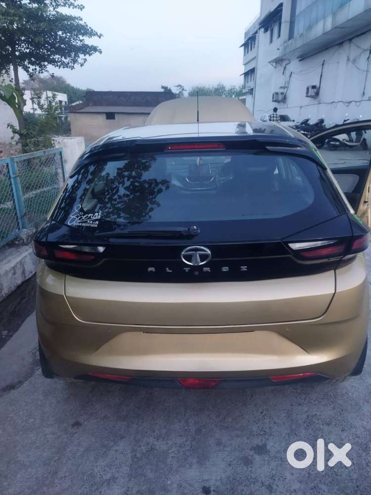 Tata Altroz 2022 Petrol Well Maintained