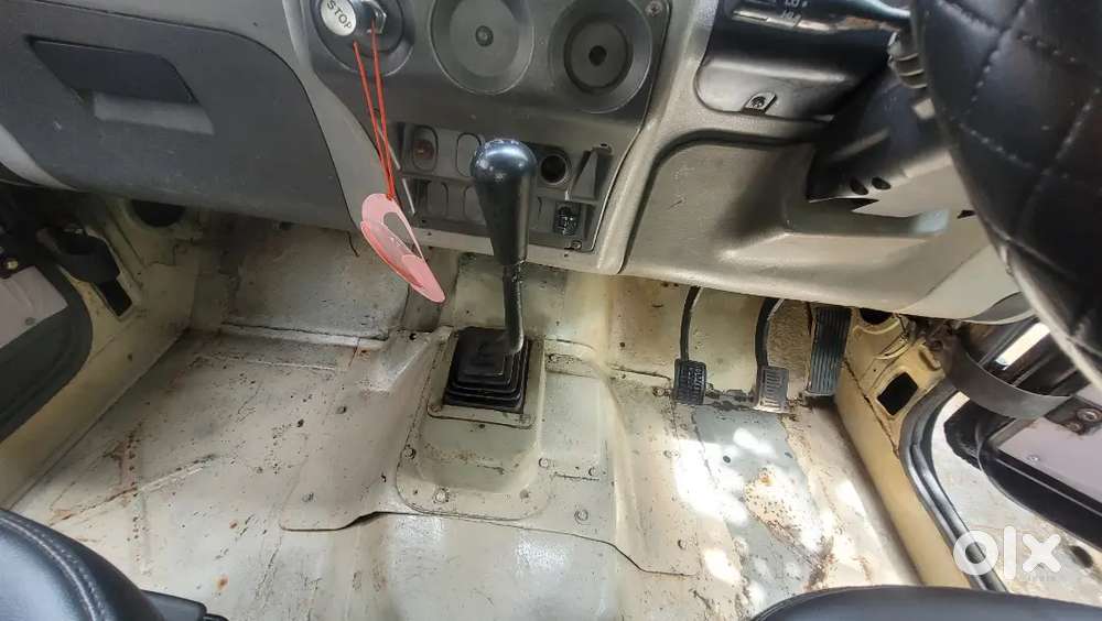 Mahindra Invader 2004 Model