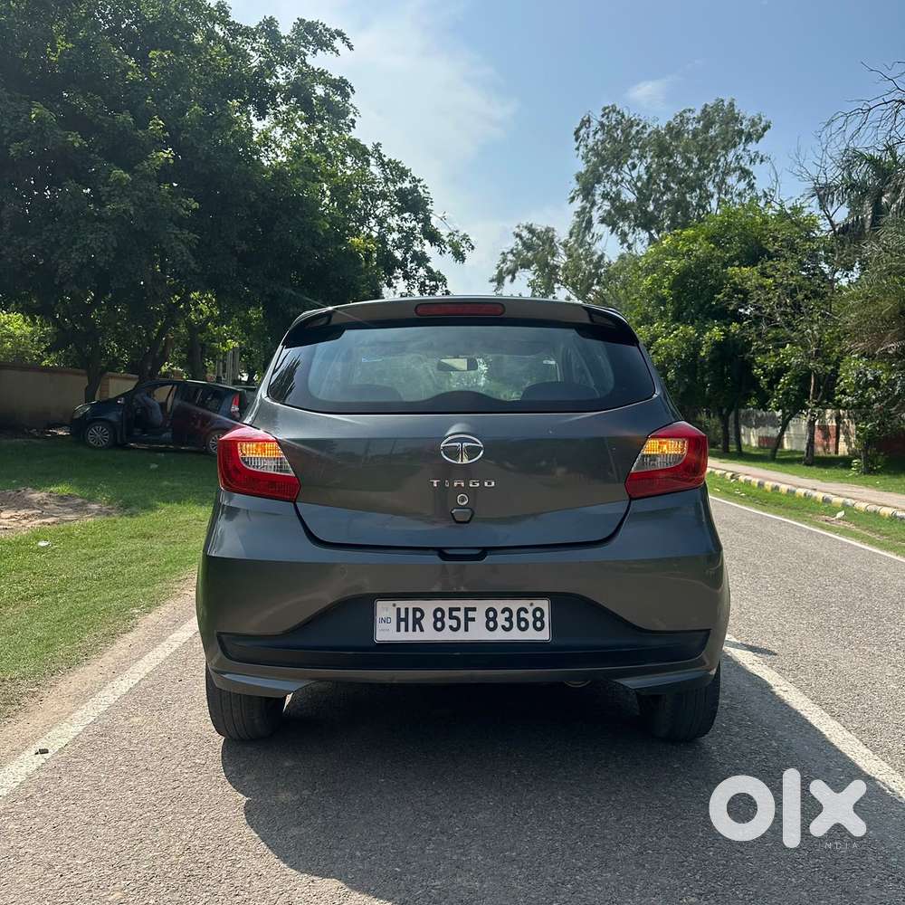 Tata Tiago 1.2 Revotron Xt (o), 2023, Petrol