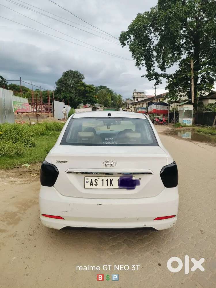 Hyundai Xcent Petrol 2016