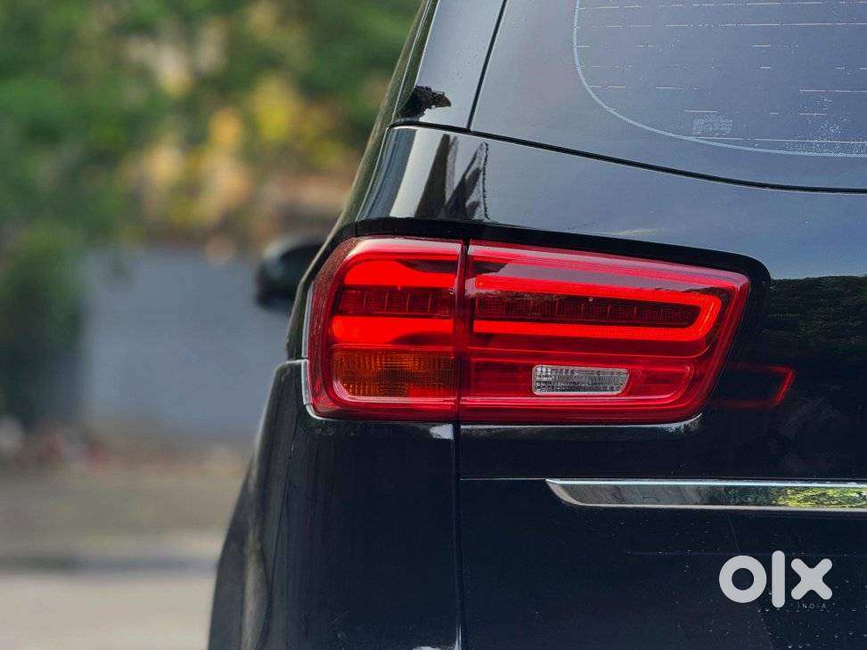 Kia Carnival Prestige, 2023, Diesel