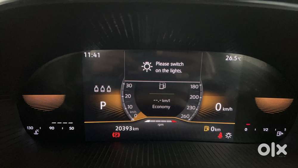 Skoda Slavia Style 1.0l Tsi At, 2024, Petrol