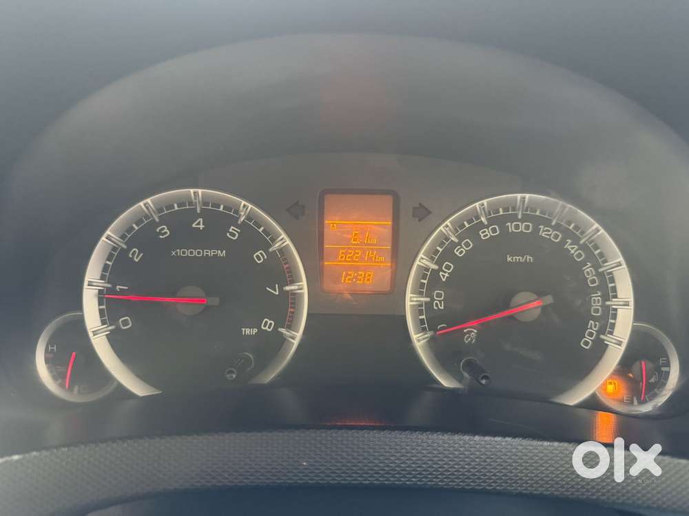 Maruti Suzuki Swift Vxi Abs Bsiv, 2015, Petrol