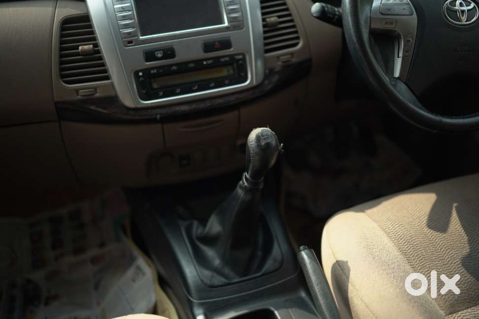 Toyota Innova 2.5 V 7 Str, 2015, Diesel