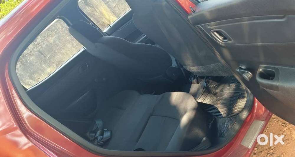 Renault Kwid 1.0 Rxt Amt Opt, 2017, Petrol