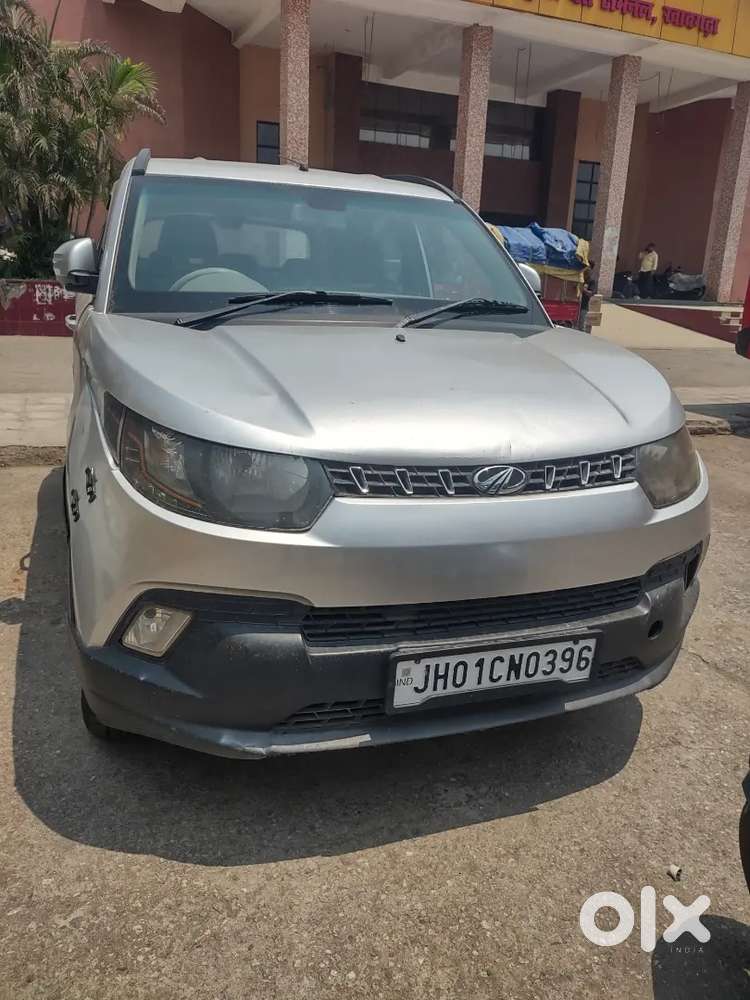 Mahindra Kuv 100 2017