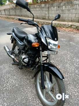 Bajaj platina deals 2017 model price