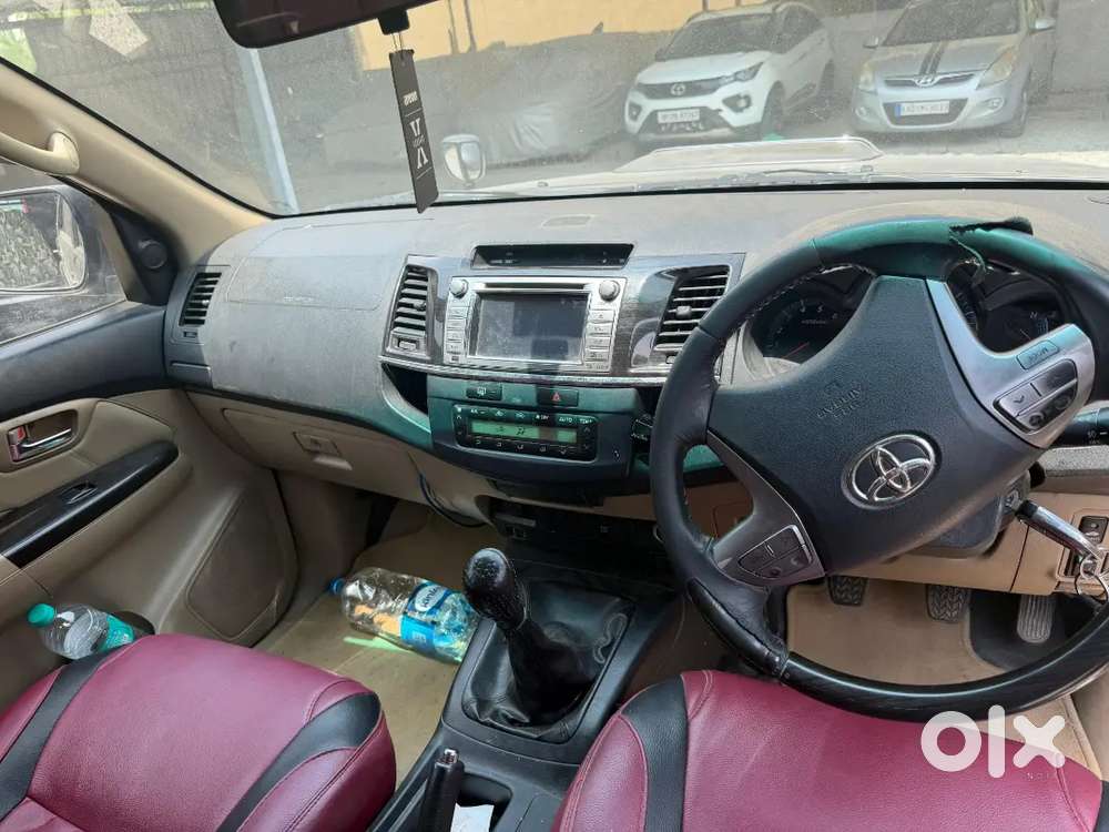 Toyota Fortuner 2015