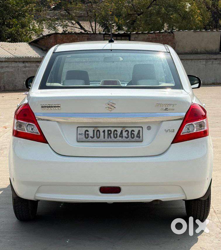 Maruti Suzuki Swift Dzire Vxi Optional, 2014, Petrol