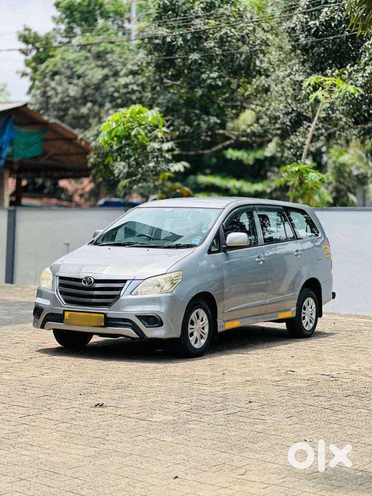 Toyota Innova 2.5 Gx 7 Seater Limited Edition, 2015, Diesel
