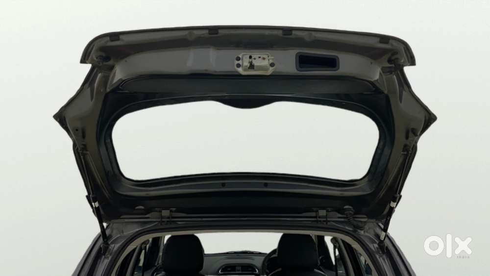 Tata Tiago 1.2 Revotron Xt Option, 2023, Petrol