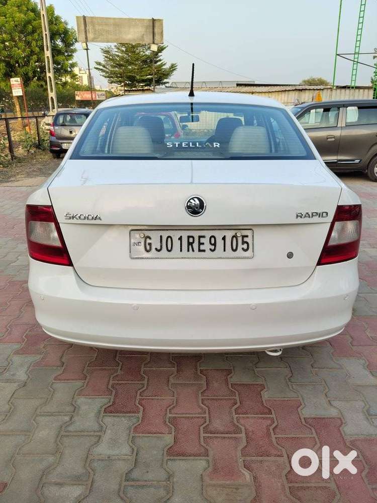 Skoda Rapid 2011-2013 1.6 Mpi At Ambition, 2014, Petrol