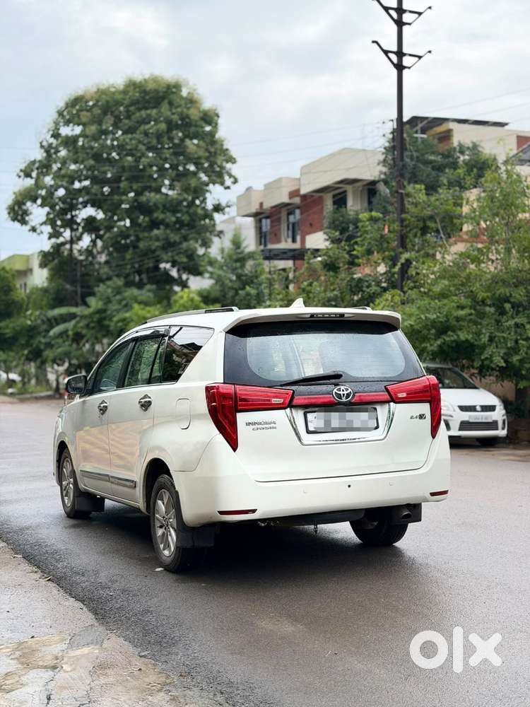Toyota Innova Crysta 2.4 Vx Mt 8s, 2019, Diesel