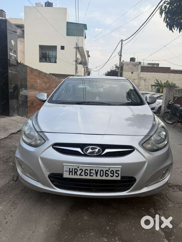 Hyundai Verna Vtvt 1.6 Sx, 2012, Petrol
