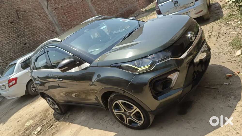 Nexon Sunroof 25km+ Mileage