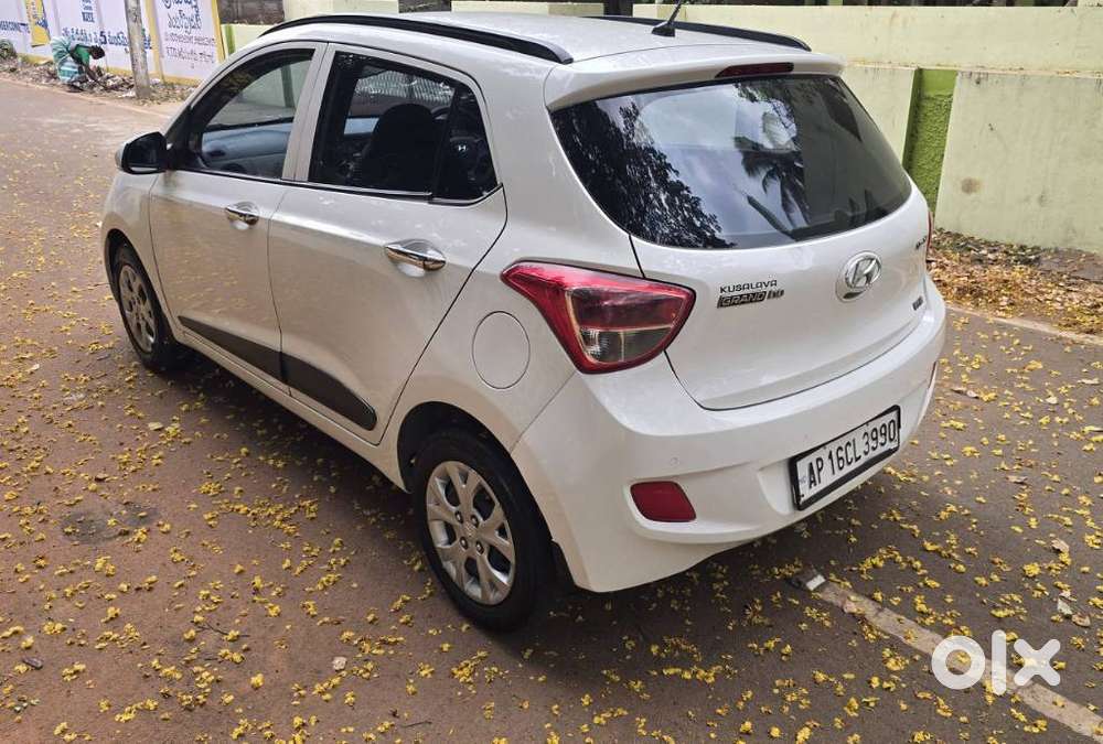 Hyundai Grand I10 2013-2016 Sportz, 2013, Petrol