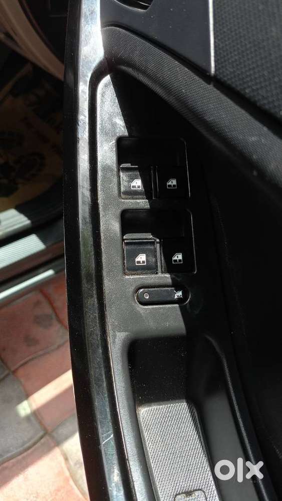 Tata Nexon 1.2 Revotron Xm, 2018, Diesel
