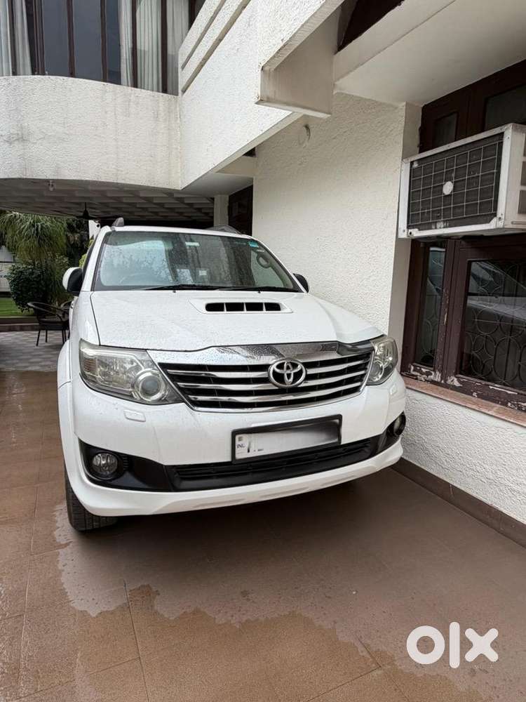Toyota Fortuner 2012 Diesel Well Maintained