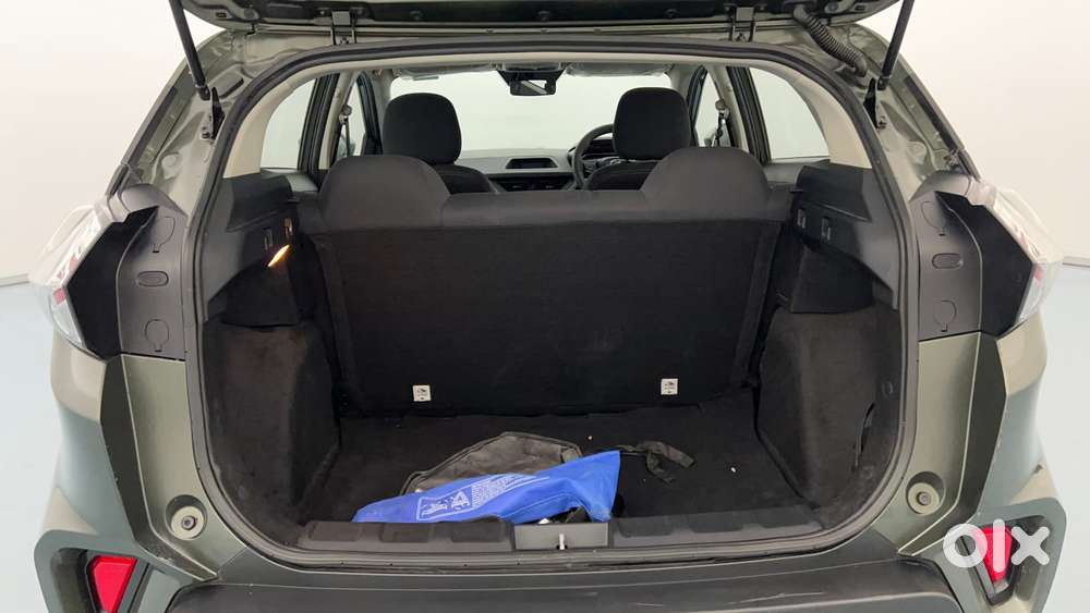 Tata Nexon 1.2 Revotron Xm (s), 2022, Petrol