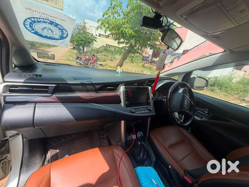 Toyota Innova Crysta