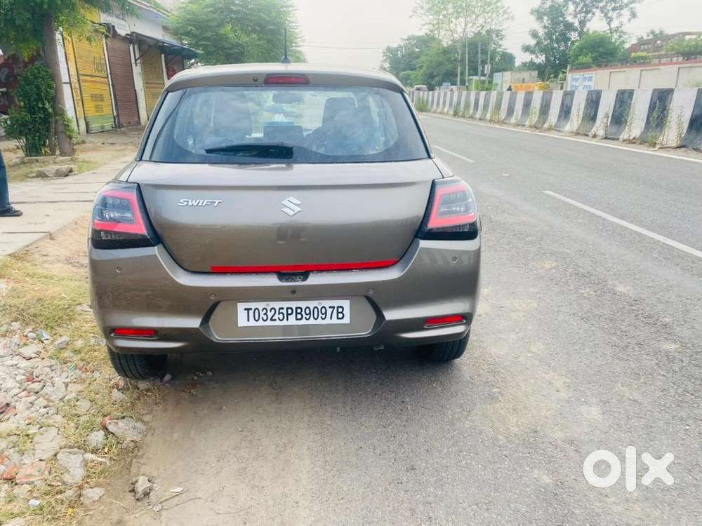 Maruti Suzuki Swift 2025 Petrol 60000 Km Driven