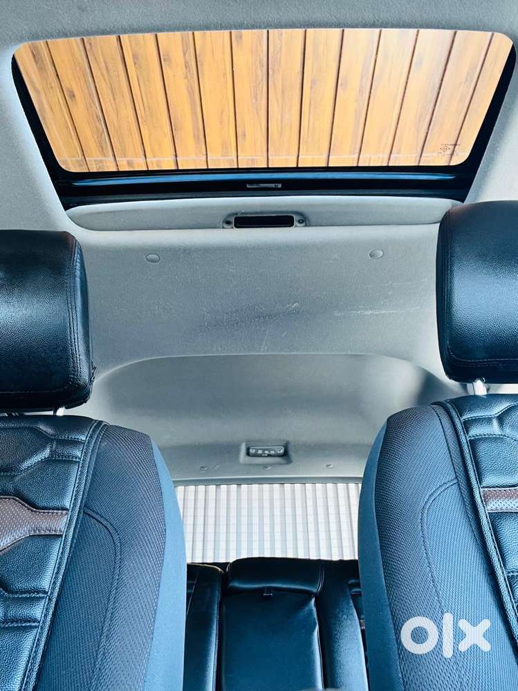 Maruti Suzuki Brezza 1.5 Zxi Plus Smart Hybrid, 2022, Petrol