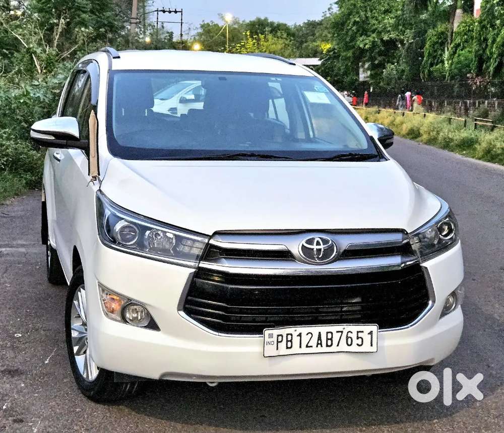Toyota Innova Crysta Diesel 2017