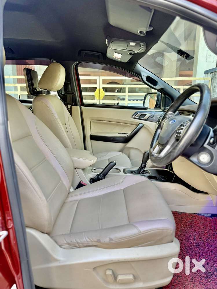 Ford Endeavour 2.2 Titanium 4x2 At, 2016, Diesel