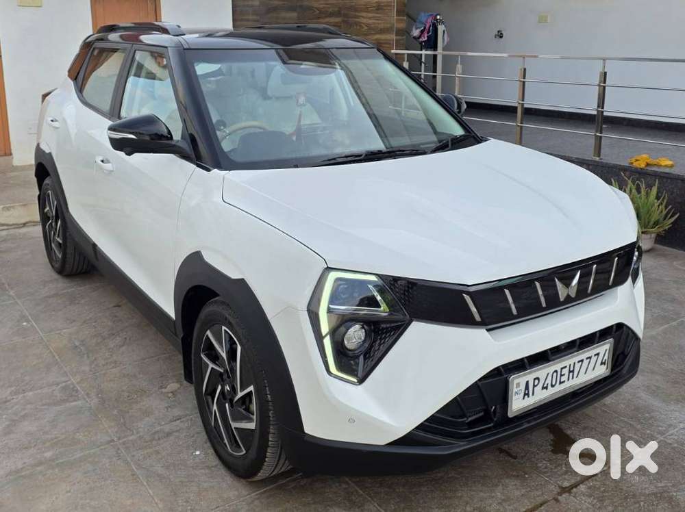 Mahindra Xuv 3xo Ax7l 1.2 Petrol At (pg), 2024, Petrol