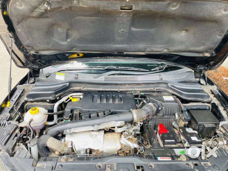 Mahindra Xuv300 W8 Diesel, 2024, Diesel