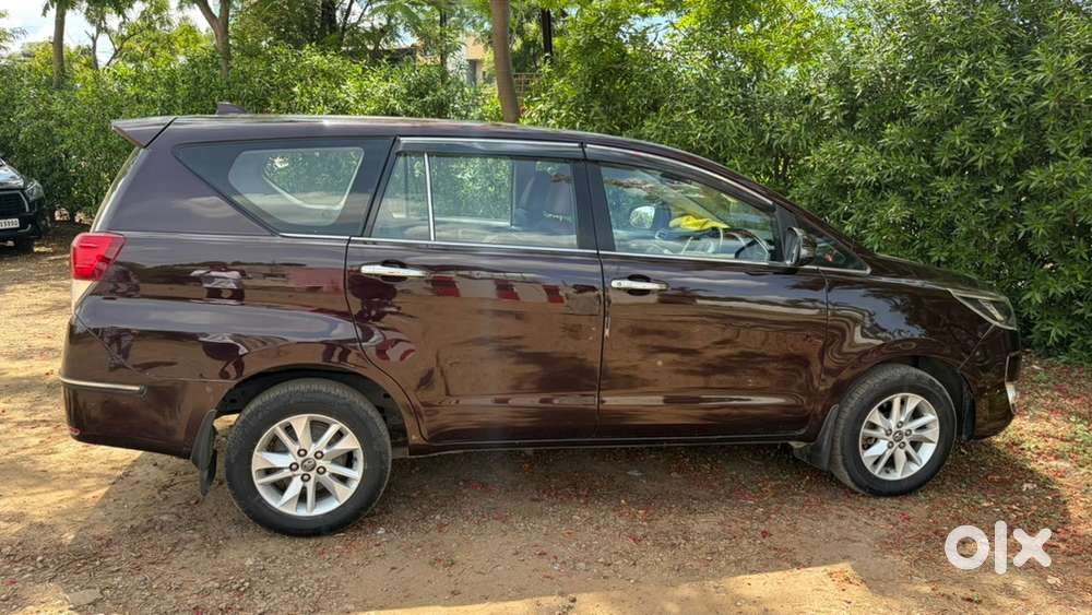 Toyota Innova Crysta 2018