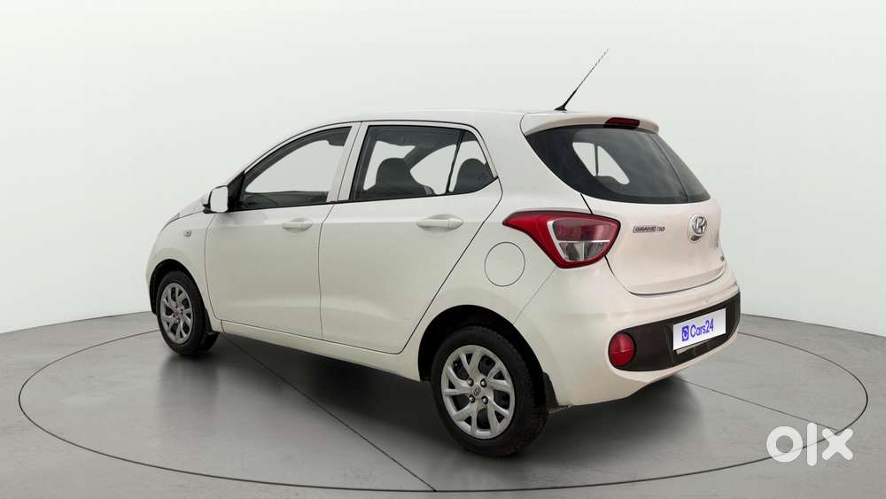 Hyundai Grand I10 2016-2017 Magna At, 2017, Petrol