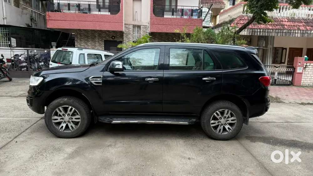 Ford Endeavour 2016 Diesel Well Maintained