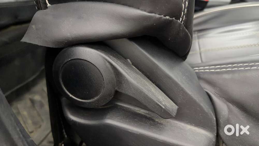 Tata Altroz 1.2 Xm Plus, 2022, Petrol
