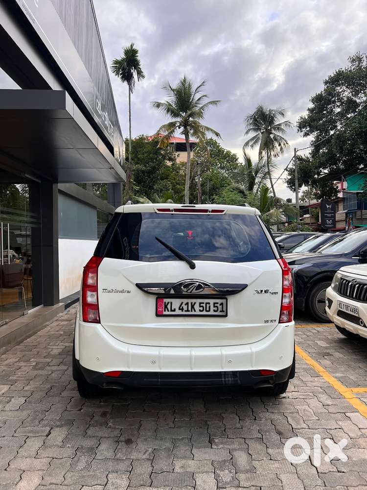 Mahindra Xuv500 2015 Diesel Well Maintained.
