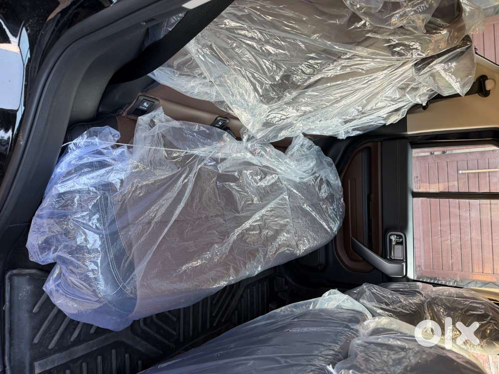 Top Model With Mocha Brown Interior