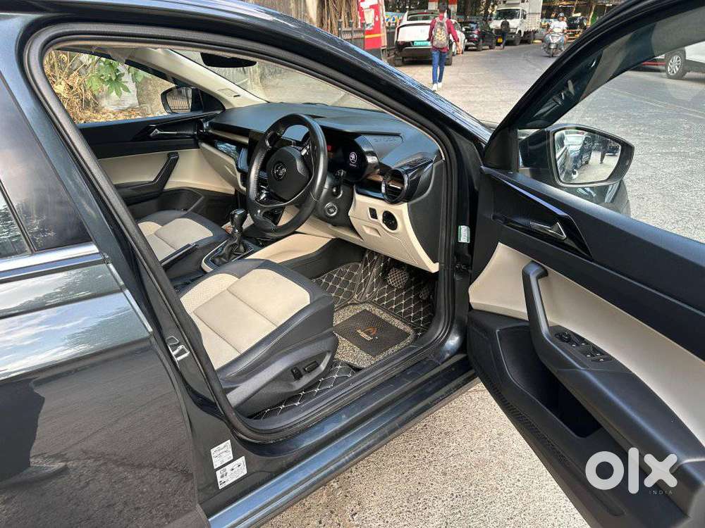 Skoda Slavia Style 1.0l Tsi At, 2025, Petrol