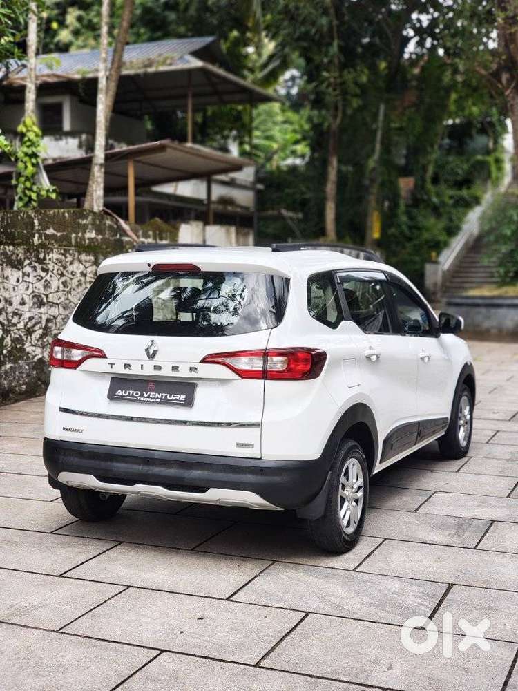 Renault Triber Rxt, 2021, Petrol