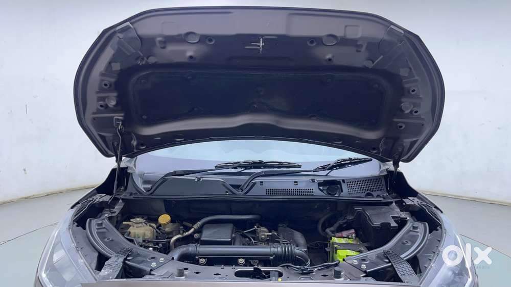 Nissan Magnite 1.0 Xv, 2023, Petrol
