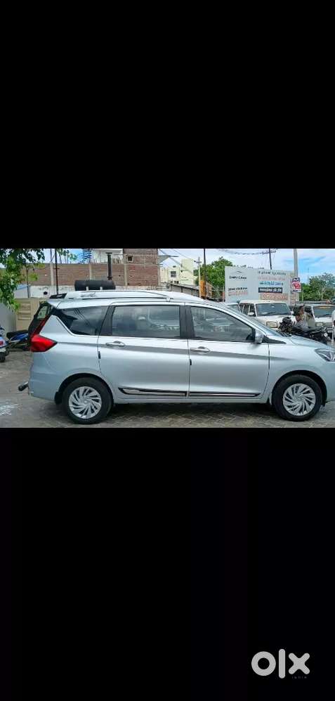 Very Good Condition, Smart Hybrid, Company Service.