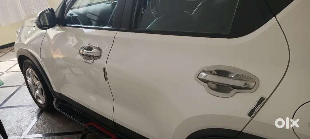 Kia Sonet 2021 Petrol 30000km Driven