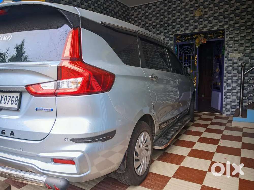 Maruti Suzuki Ertiga 1.5 Vxi 2025