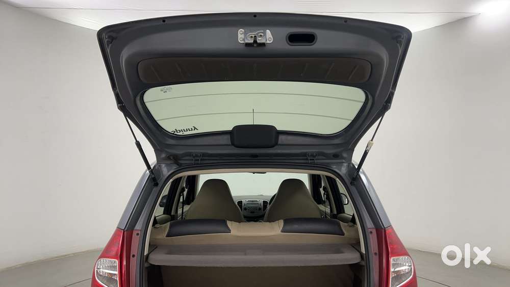 Hyundai I10 Sportz 1.1 Irde2, 2016, Petrol