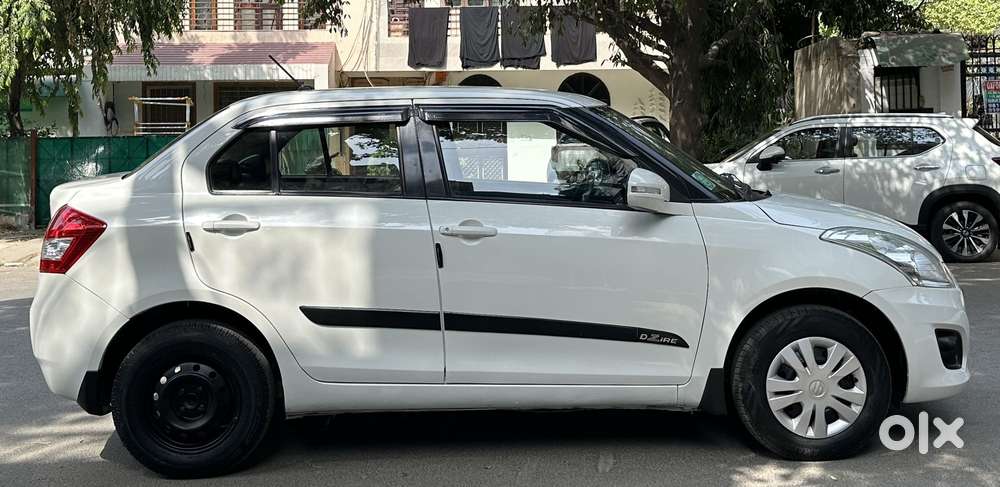 Maruti Suzuki Swift Dzire Vxi(o) Amt, 2014, Petrol
