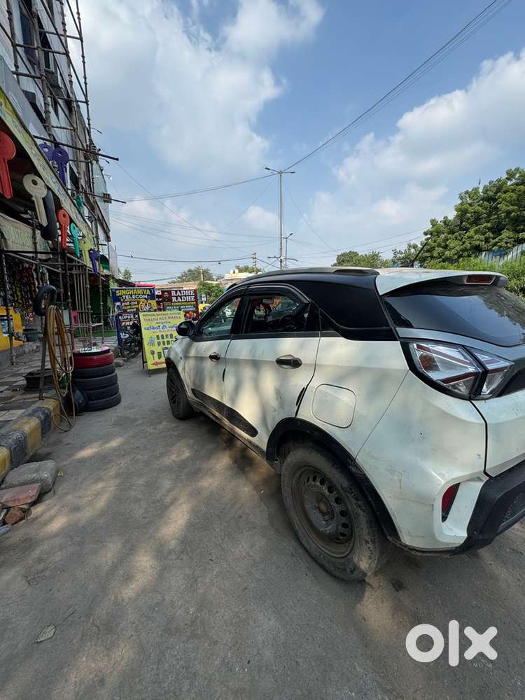 Tata Nexon Petrol 2021