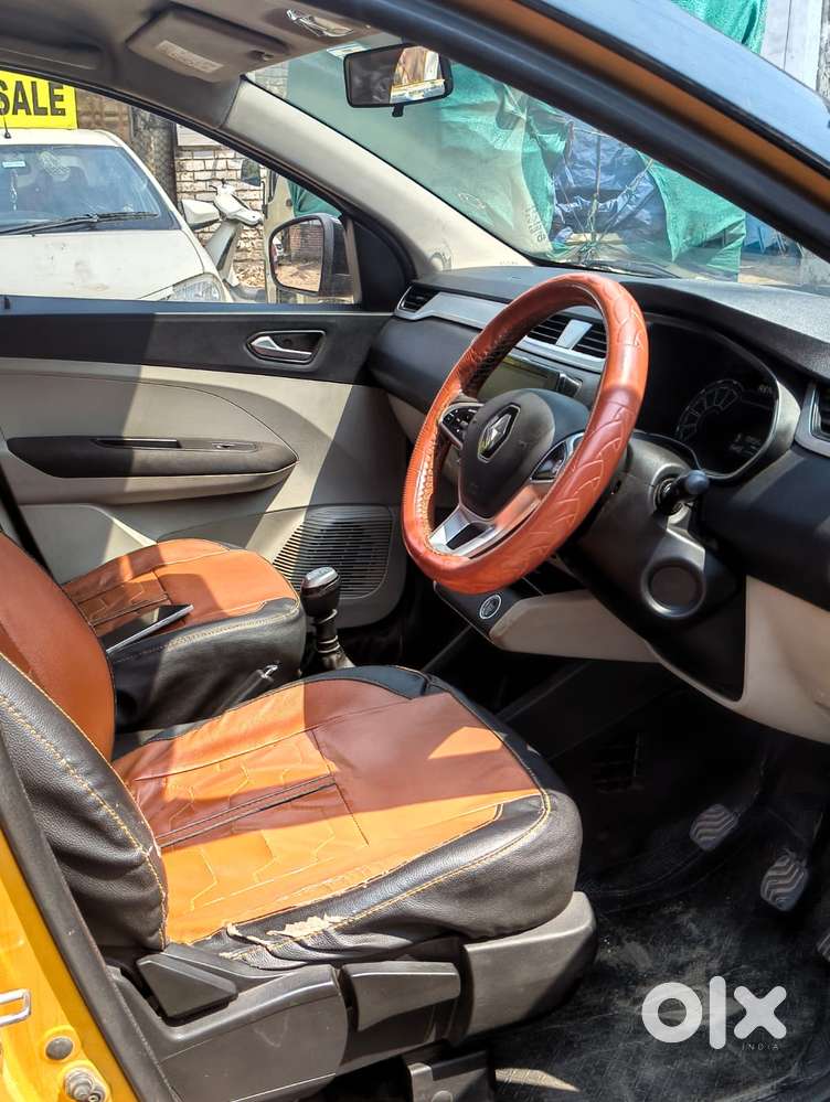 Renault Triber Rxz, 2023, Petrol