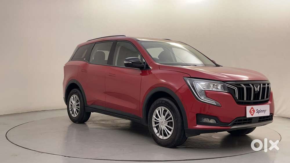 Mahindra Xuv700 2.0 Ax 3 Petrol At 5 Str, 2022, Petrol