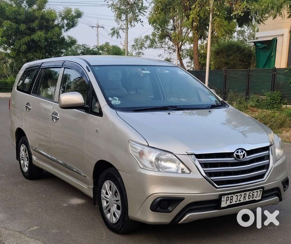 Toyota Innova 2.5 Gx 7 Seater Bs Iv, 2014, Diesel