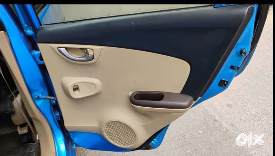 Honda Brio Vx O At, 2013, Petrol