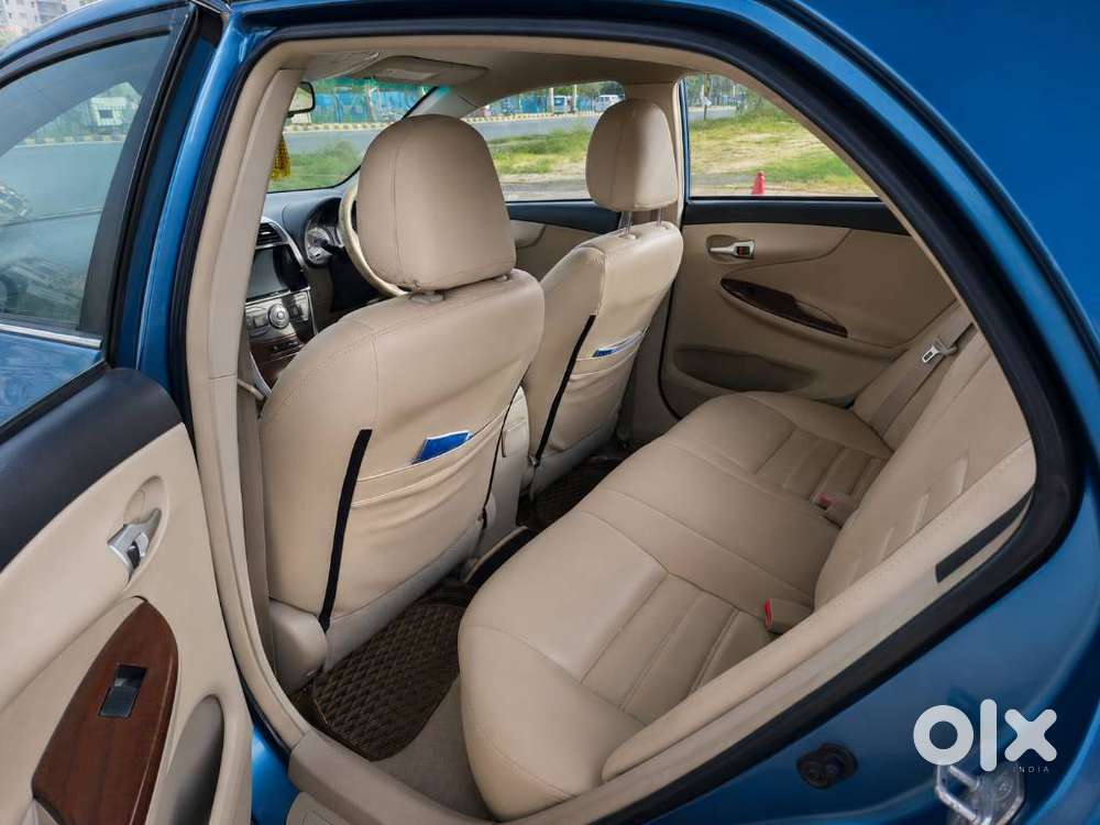 Toyota Corolla Altis 1.8g Limited, 2011, Petrol
